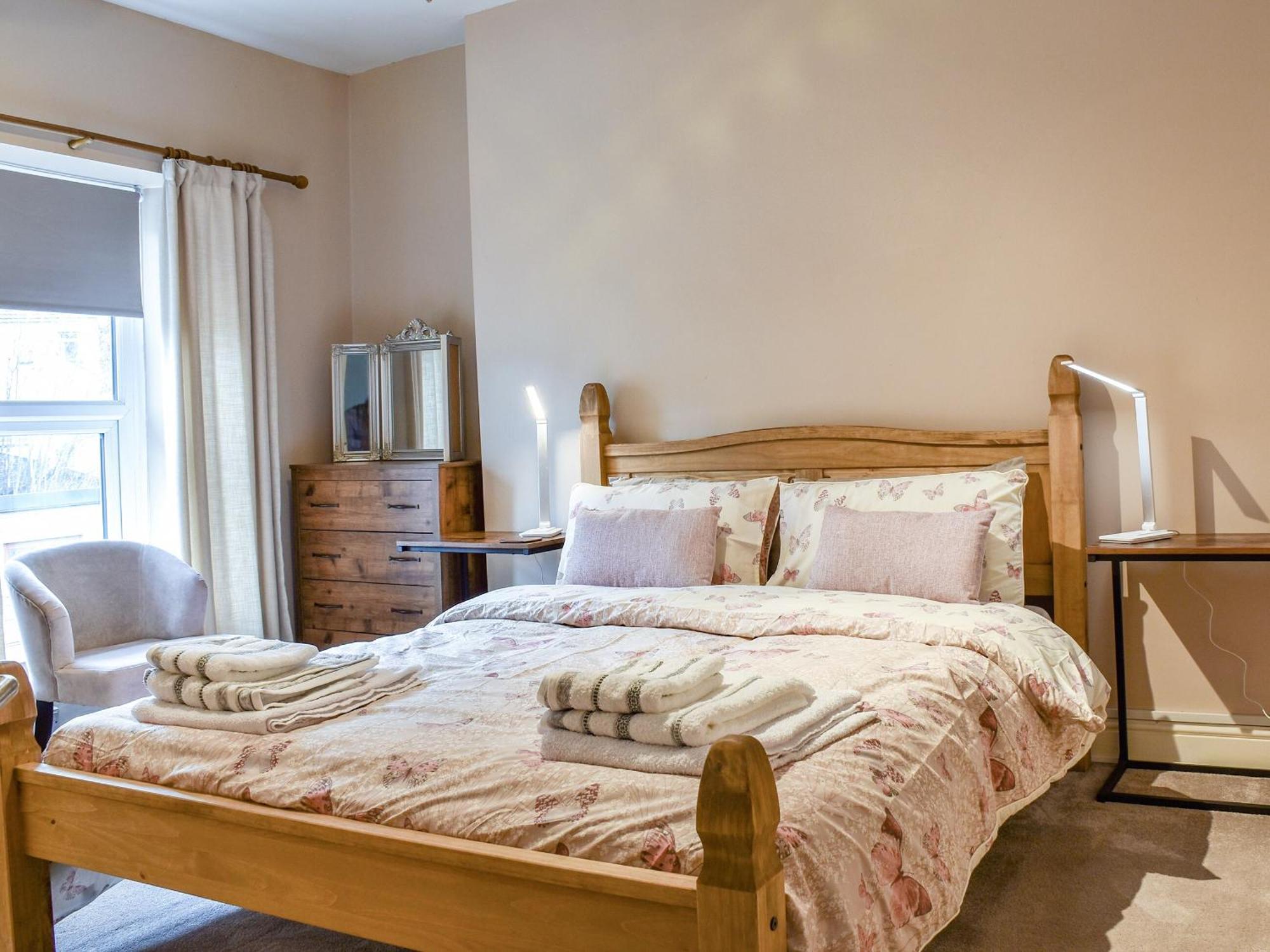 Cwmcarn Cottage Crosskeys Экстерьер фото